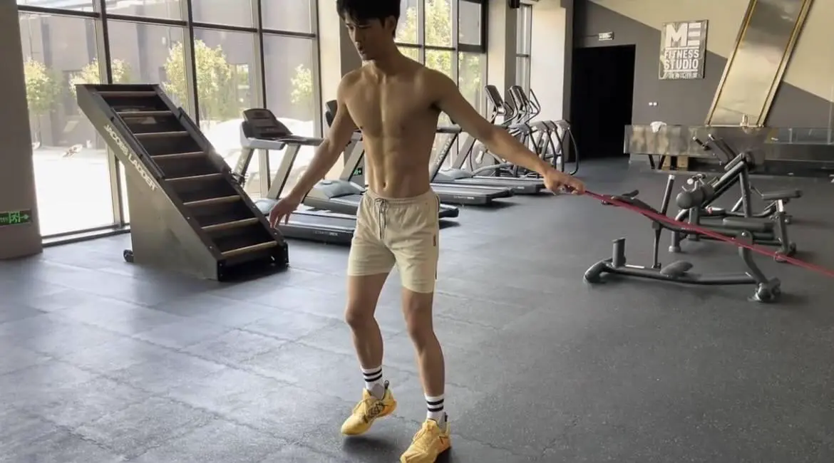 为什么我的篮球罚球总是不进?_1